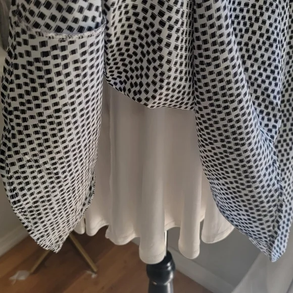 ✨️ EXPRESS A-Line Dress c114 - Picture 5 of 7